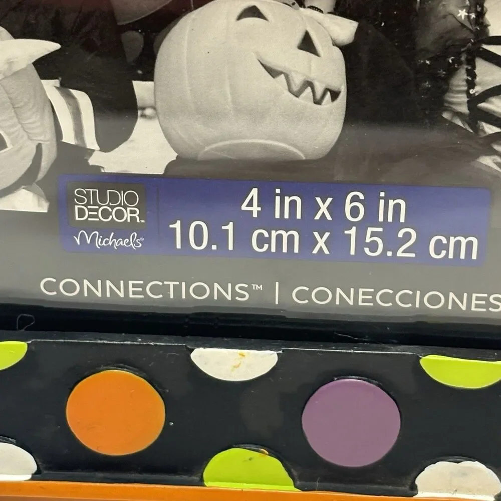 Michaels Studio Decor Halloween Trick Or Treat Resin Picture Frame 4x6